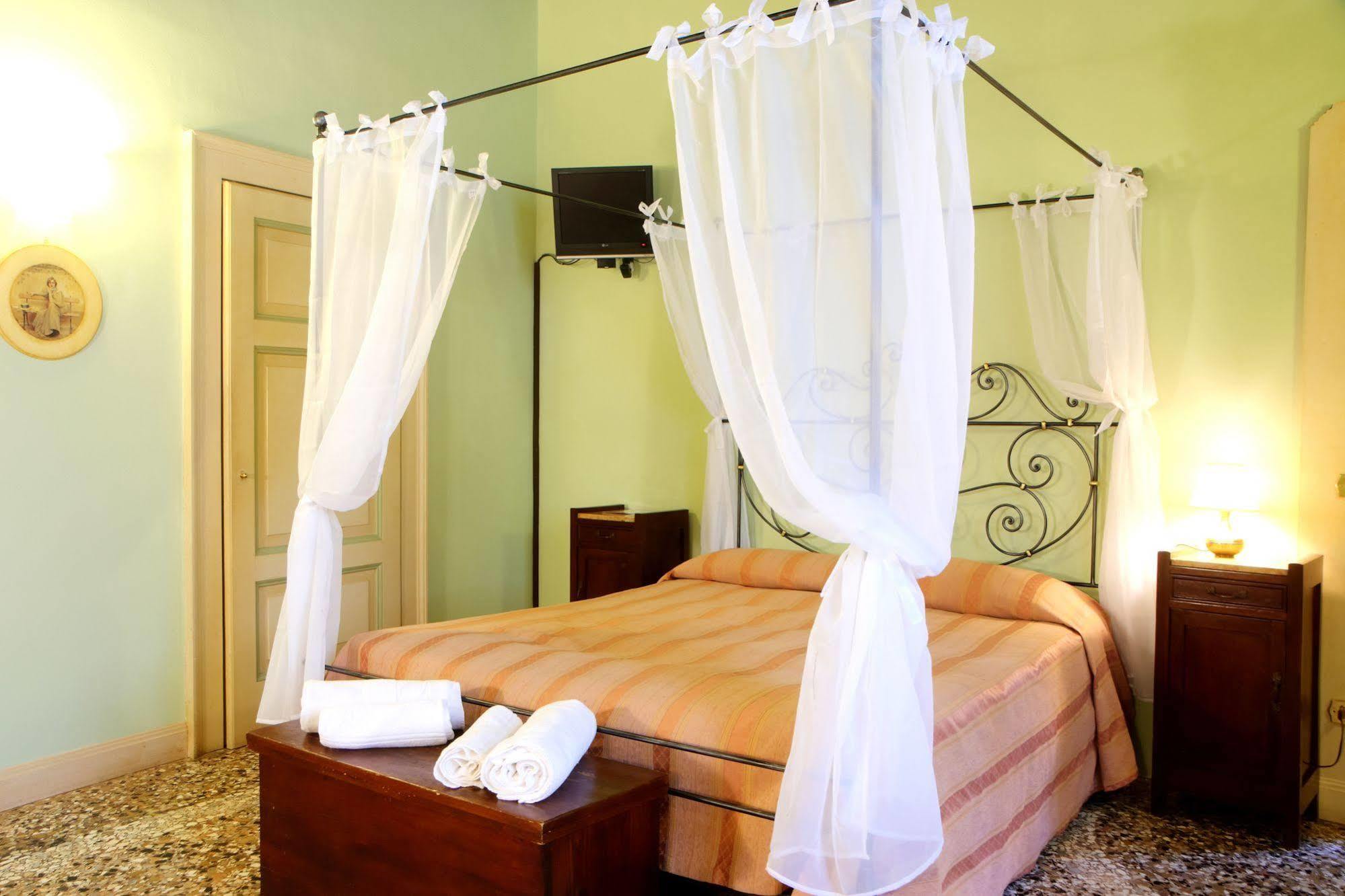 Guesthouse Alba Citta Alta Bergamo Luaran gambar